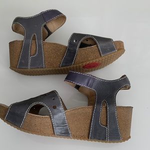 Romika style Florida Sandals. Gently worn. Color Gray